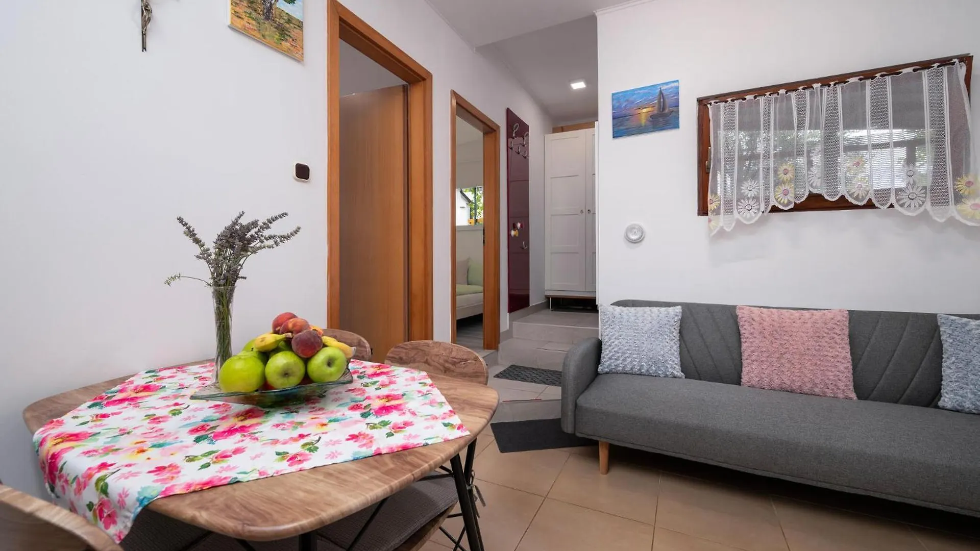 Stunning Home In Kavran With Wifi Casa de Férias